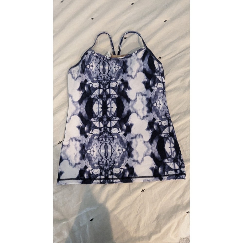 NWOT Lululemon tank in size 8